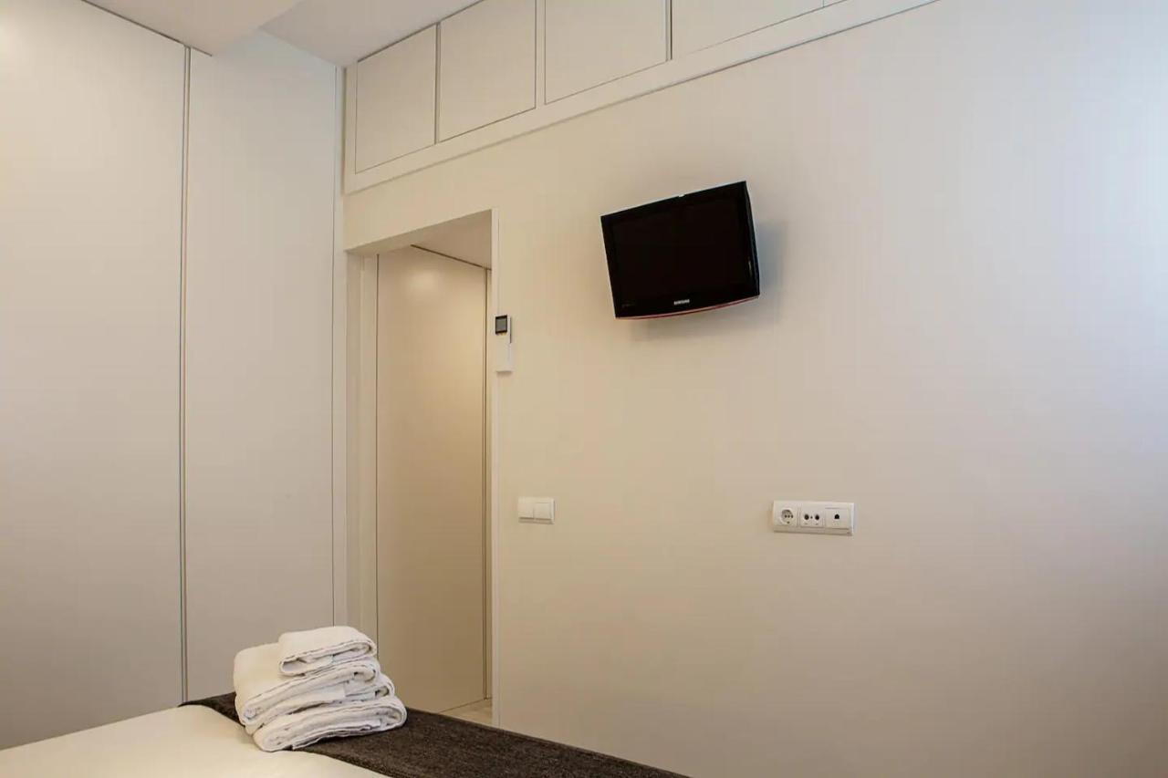 Appartamento Charming Ribera Del Manzanares Madrid Esterno foto