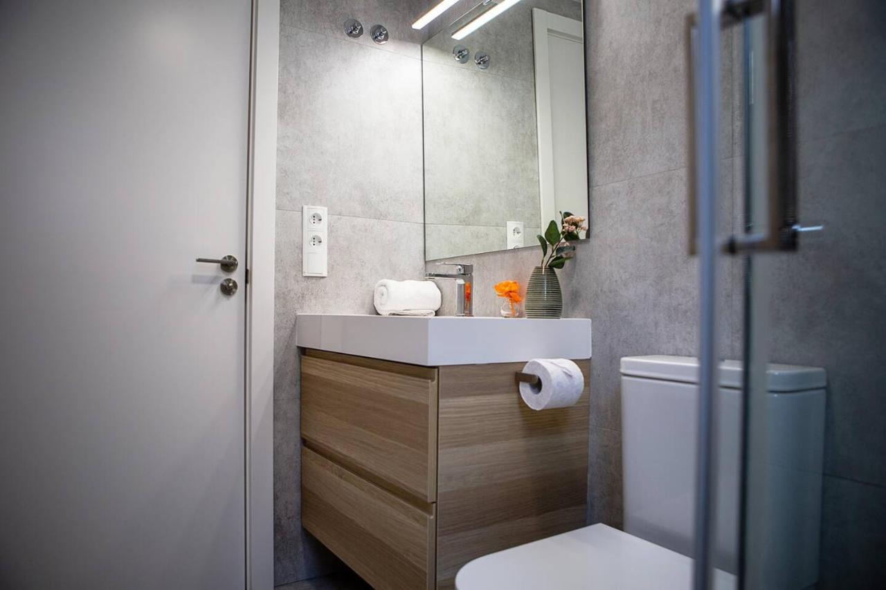 Appartamento Charming Ribera Del Manzanares Madrid Esterno foto