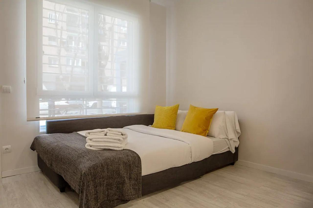 Appartamento Charming Ribera Del Manzanares Madrid Esterno foto